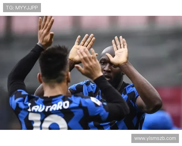 钢铁防线与锋线杀手组合意甲现役球员竞技价值深度分析