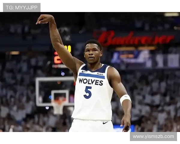 2006年NBA选秀状元安德烈巴尼亚尼登陆多伦多猛龙